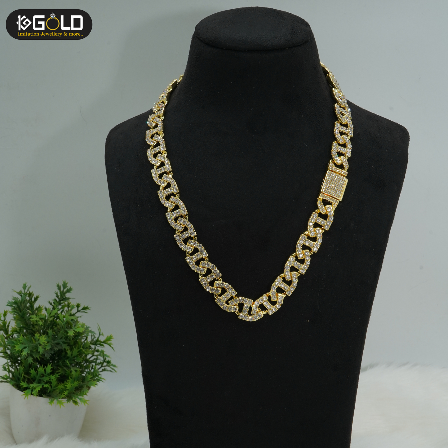 Classic Rajwadi One Gram Gold Chain for Men - CH008. 1 gram gold on 1gold.in