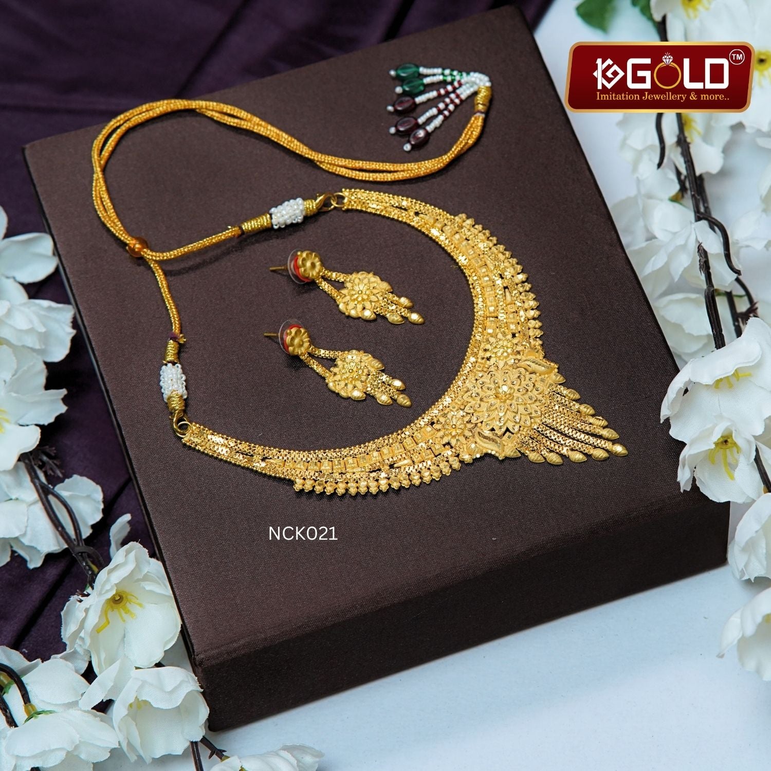 Stylish 1 Gram Gold Necklace Set with Intricate Design for Women - NCK021. 1 gram gold on 1ggold.in