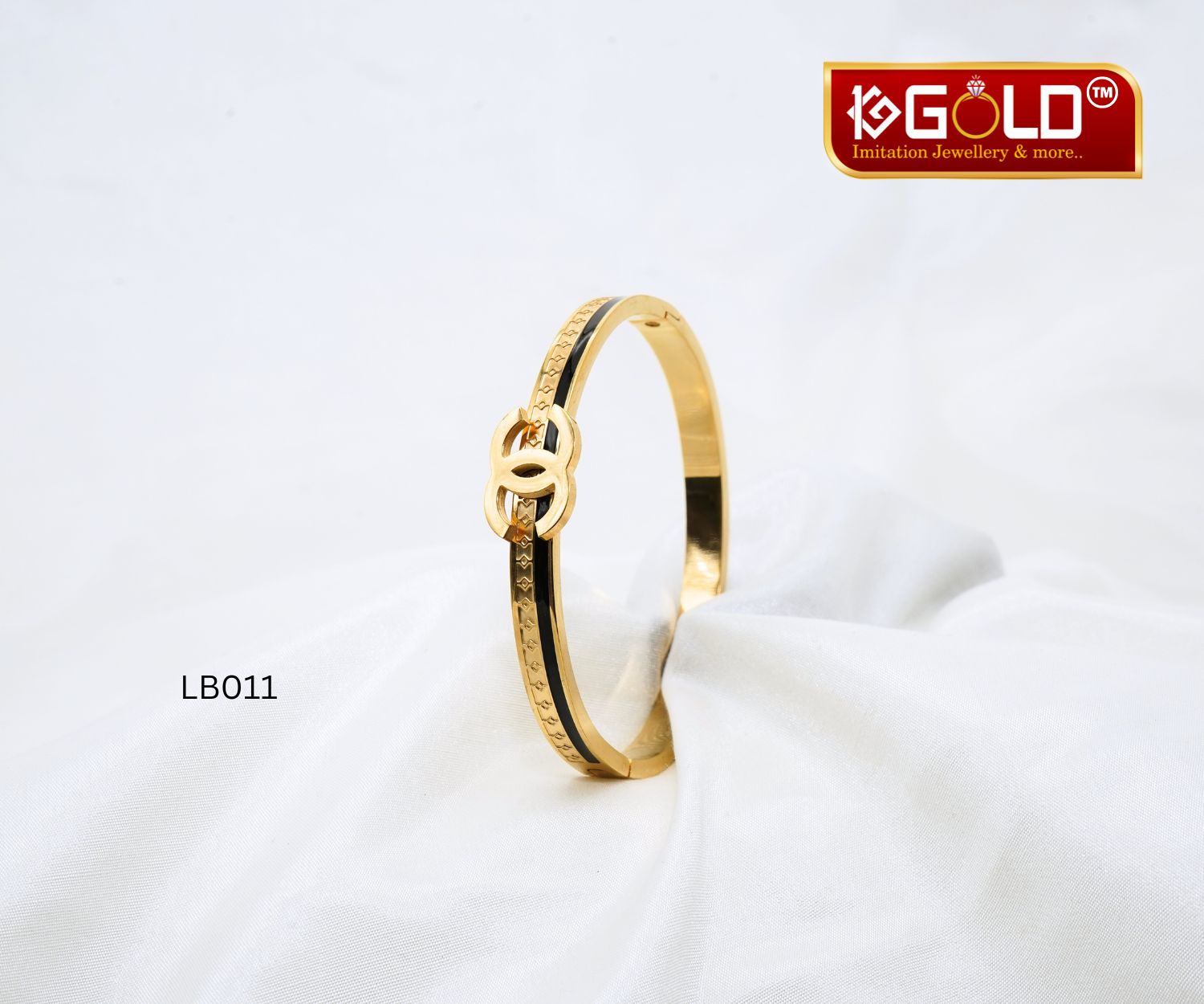 CHANEL Elegant Gold Plated Wristwear for Her - LB011. imitation jewellary on 1ggold.in 