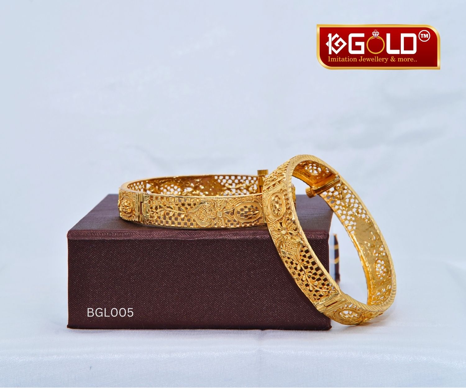 Chic Designer 1 Gram Gold Plated Bangles for Women - BGL005. 1 gram gold on 1ggold.in